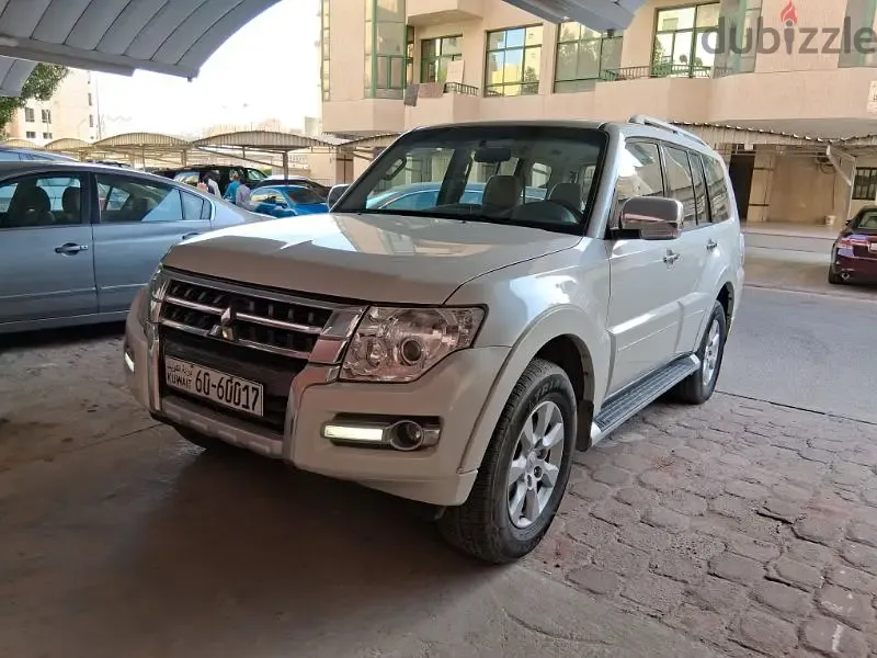Mitsubishi Pajero 2022